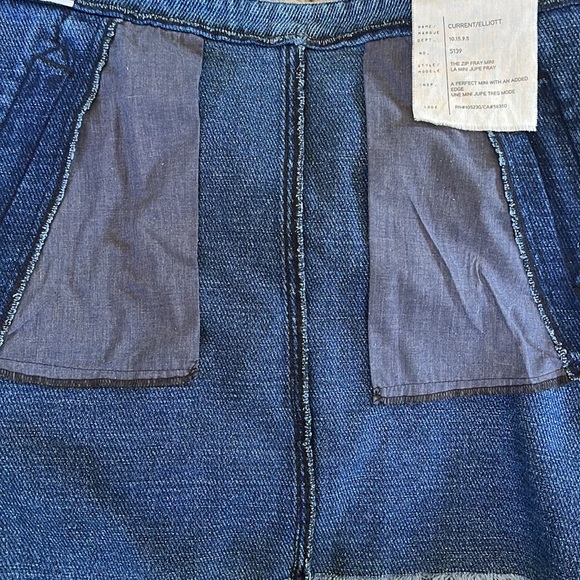 Current/Elliot Zip Fray Denim Mini Skirt Textured Indigo Twill Size 31 - Picture 7 of 10
